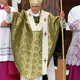 Illustration for article titled The Devil Wears Prada, The Pope Wears Straight Jesus